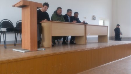 Встреча рабочей группы МВД РД и заместителя Главы района по общественной безопасности с активом села Майданск.