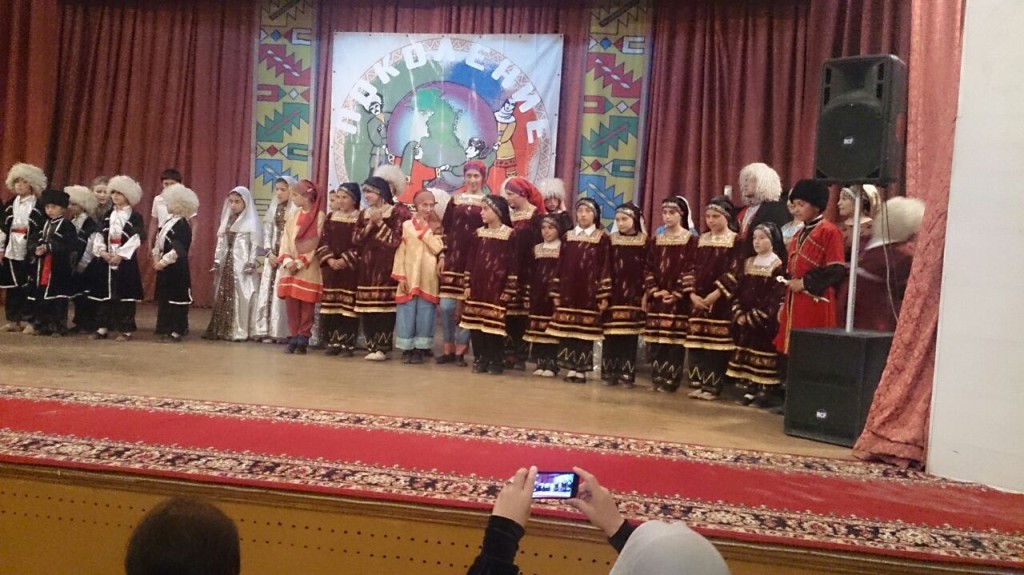 Ансамбль «Унцукуль» на фестивале детского фольклора «Поколение» в Чародинском районе 