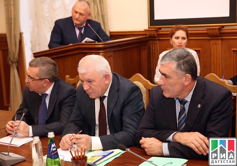 Под руководством Главы Дагестана Рамазана Абдулатипова состоялось заседание Антитеррористической комиссии в Республике Дагестан.