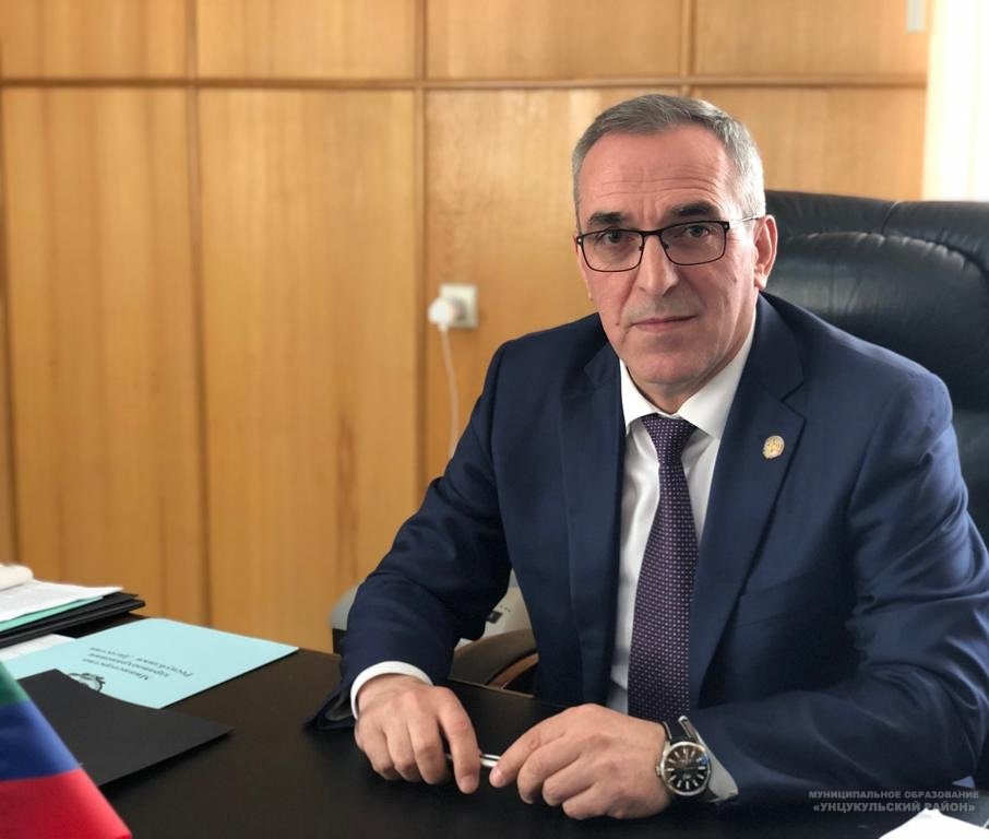 Глава Унцукульского района Иса Нурмагомедов поздравил Министра здравоохранения РД Джамалутдина Гаджиибрагимова с юбилеем!